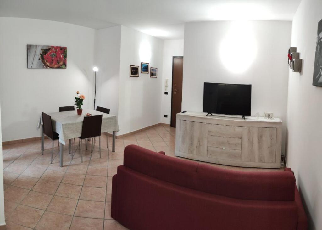 Rosahouse Apartment เลชเช ภายนอก รูปภาพ